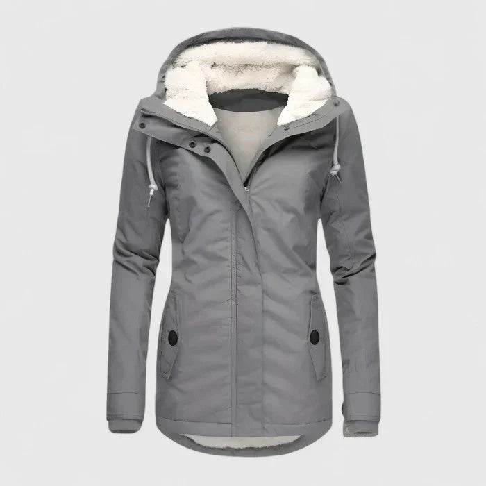 Chaqueta impermeable mujer, elegante y cómoda. Protección lluvia. Moda femenina de estilo versátil para exterior.