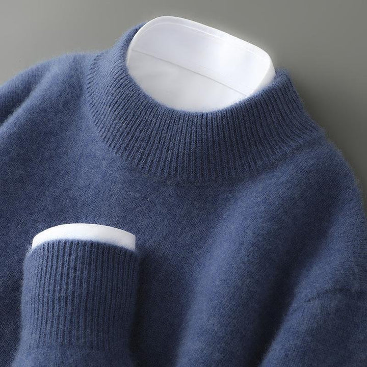 Modelo de jersey para hombre, estilo elegante y confortable. Ideal para un look sofisticado y suave.