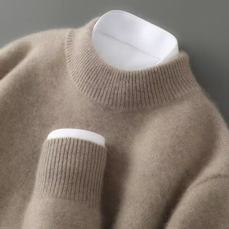 Suéter de hombre elegante, tejido suave para máximo confort. Ropa masculina versátil y moderna.