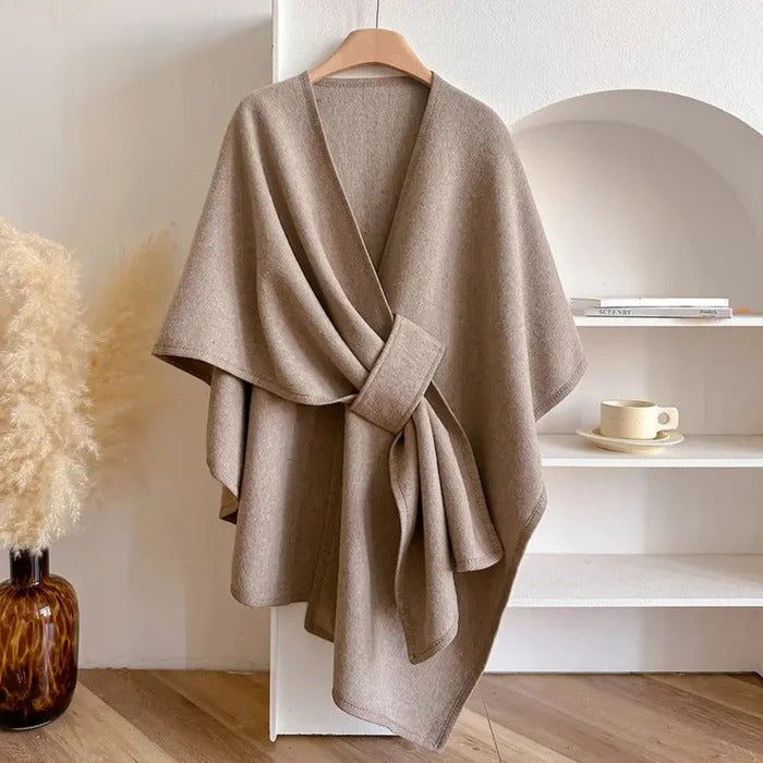 Accesorio de moda: capa poncho elegante para mujer, punto suave, complementa tu estilo otoño-invierno.