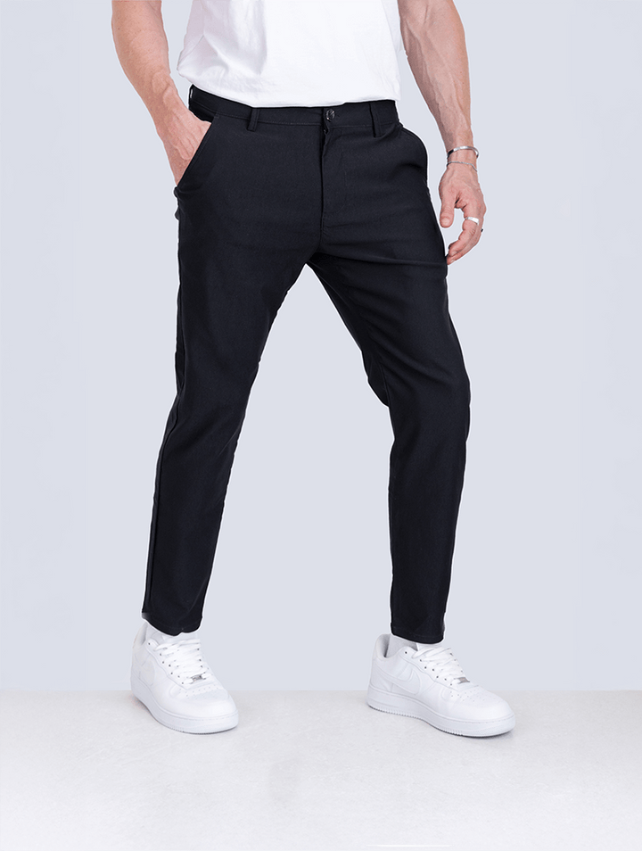Pantalón moderno elástico de hombre, ideal para looks de oficina, negocio o casuales elegantes. Gran versatilidad.