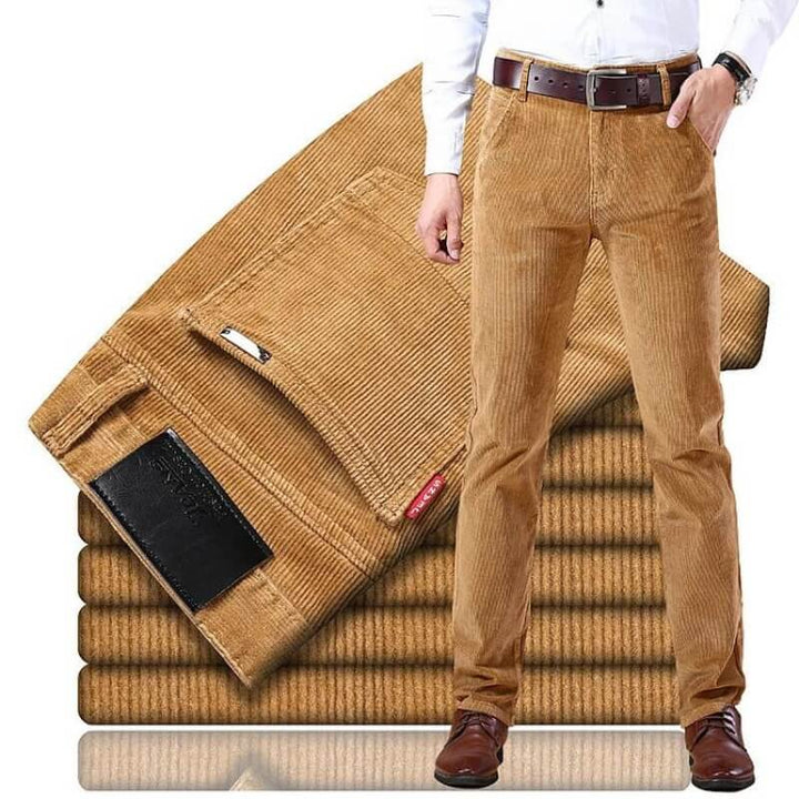 Pantalón de pana recto ultra cómodo para mujer, perfecto para el invierno, con un estilo chic y relajado.