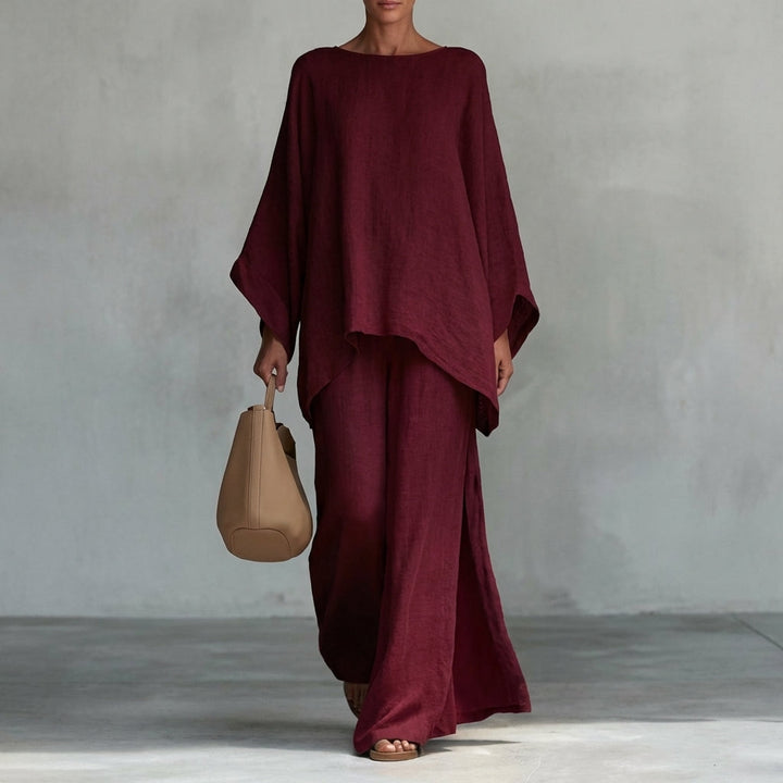 Conjunto de mujer dos piezas: blusa manga larga y pantalón ancho elegante. Ropa cómoda y versátil para un look moderno.