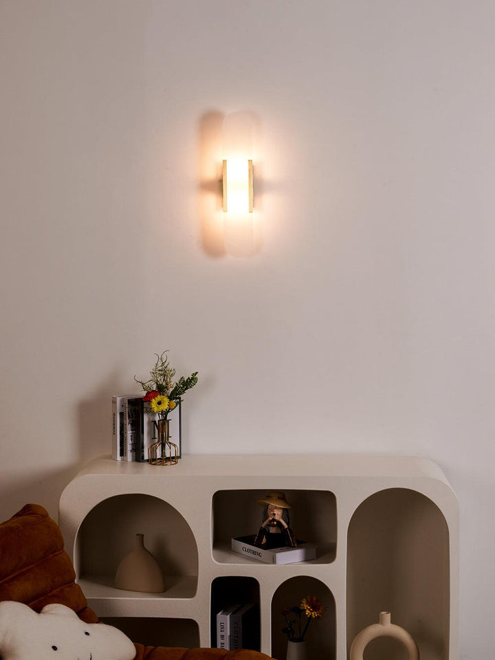 Aplique LED de pared, textura mármol, moderno, para crear contrastes interesantes.