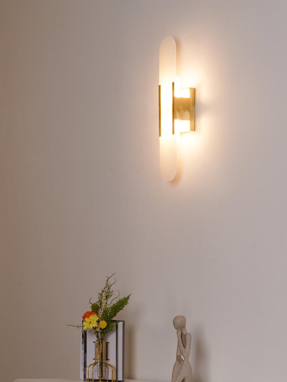 Iluminación LED de pared, efecto mármol, moderno, para un ambiente sereno.