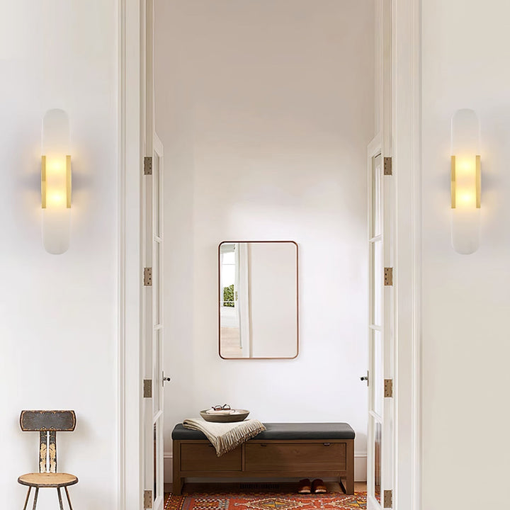 Aplique LED de pared decorativo, veta mármol, perfecto para iluminación interior.
