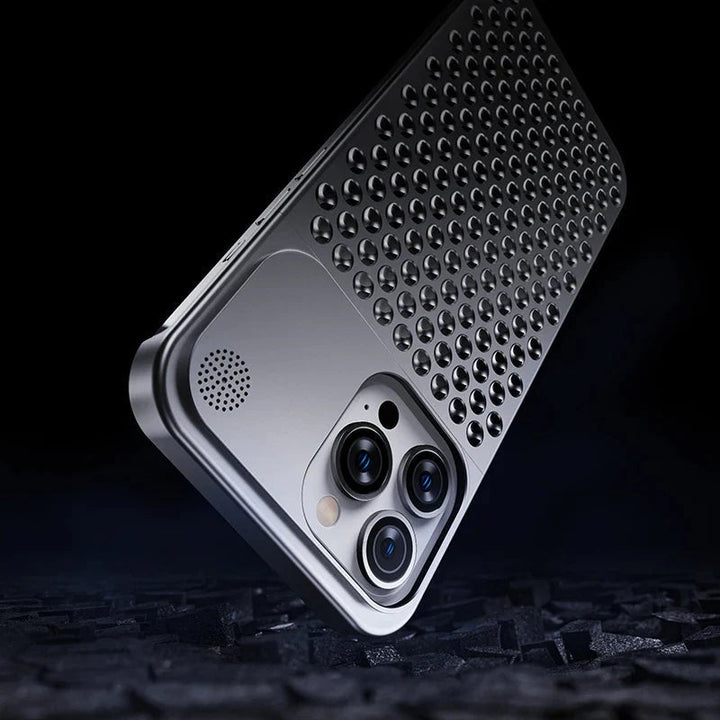 Funda iPhone delgada de metal, titanio y aluminio, protección sin bordes.