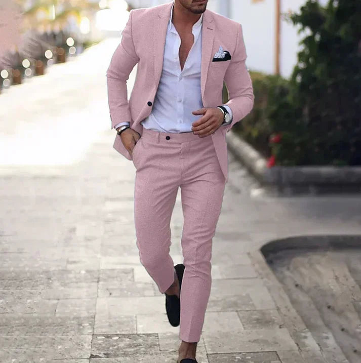 Traje de blazer y pantalón de hombre que combina elegancia y versatilidad. Conjunto masculino para negocios y eventos.