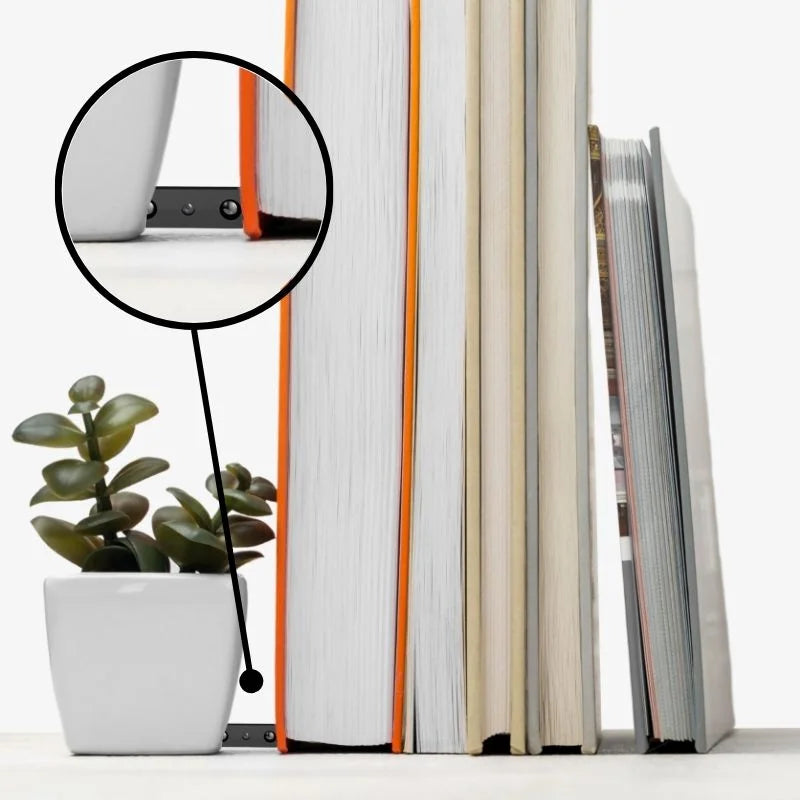 Cámara WiFi compacta 1080p para interiores, con funciones de seguridad y control por app.