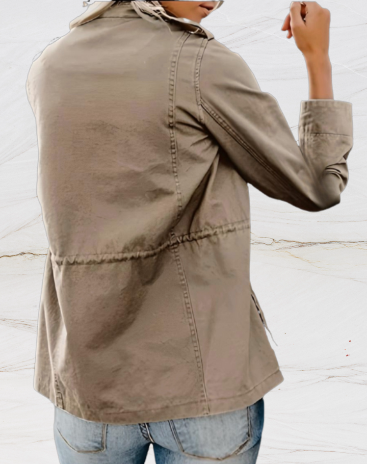 Chaqueta de invierno ajustada para mujer, estilo elegante. Ropa versátil con bolsillos funcionales para un look casual.