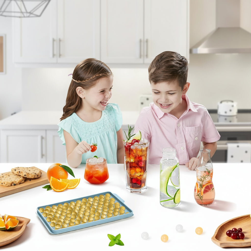 Molde de silicona para mini hielo redondo. Ideal para botellas, permite un fácil desmolde y es perfecto para tus bebidas.