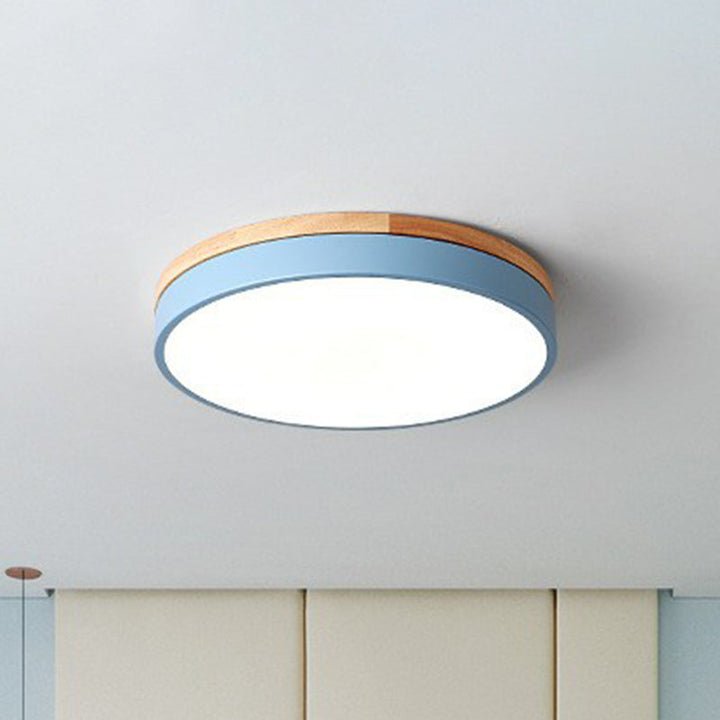 Iluminación de techo LED circular fácil de instalar, diseño moderno empotrado para cualquier habitación.