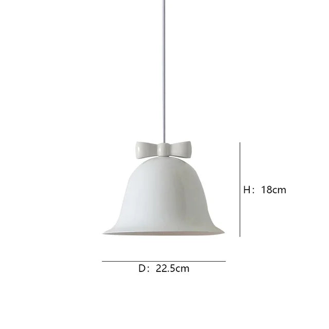 Lámpara LED colgante de diseño minimalista para comedor. Iluminación regulable, ideal para cenas modernas en el hogar.