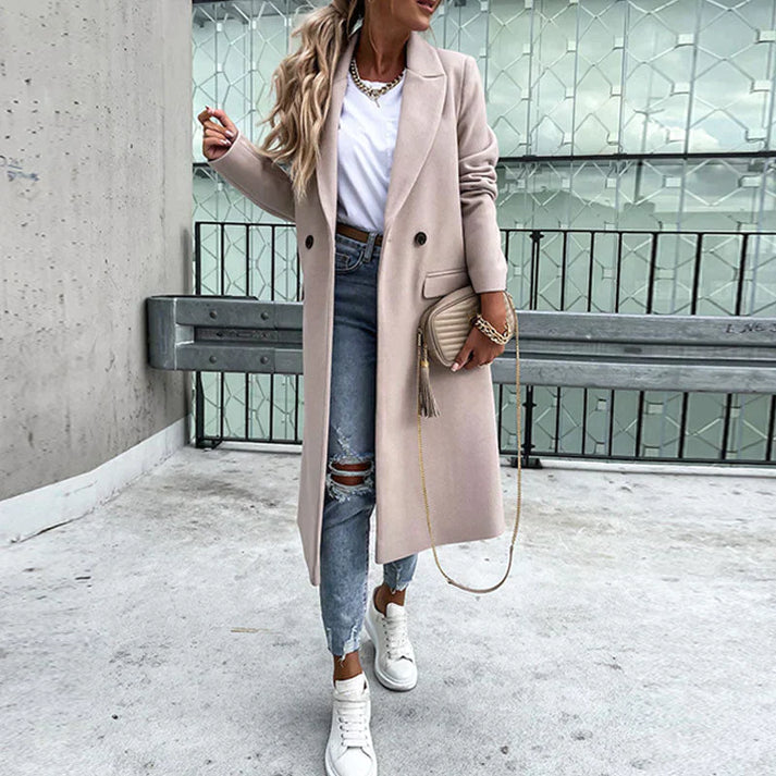 Chaqueta larga de invierno para mujer. Combina calidez y tendencia, perfecta para un look casual.