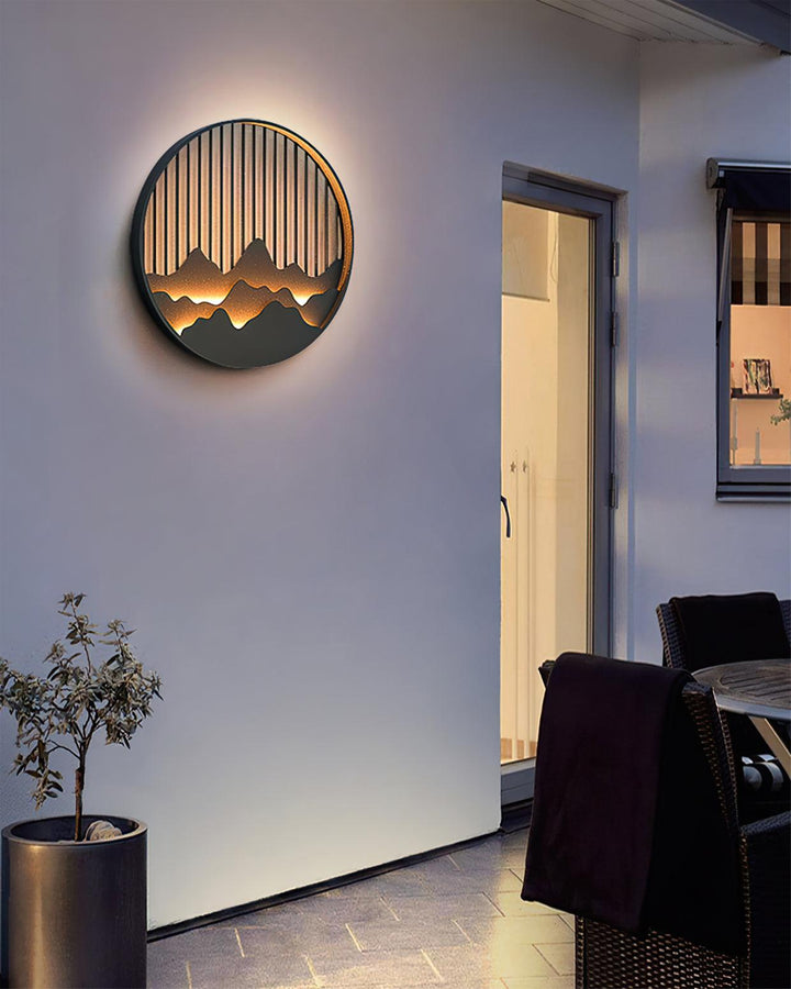 Aplique LED de pared para interior, con diseño artístico de montañas, estilo contemporáneo.