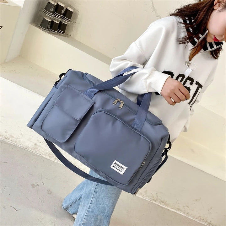 Bolsa de fin de semana unisex, espaciosa y con gran organización para tus accesorios de viaje.