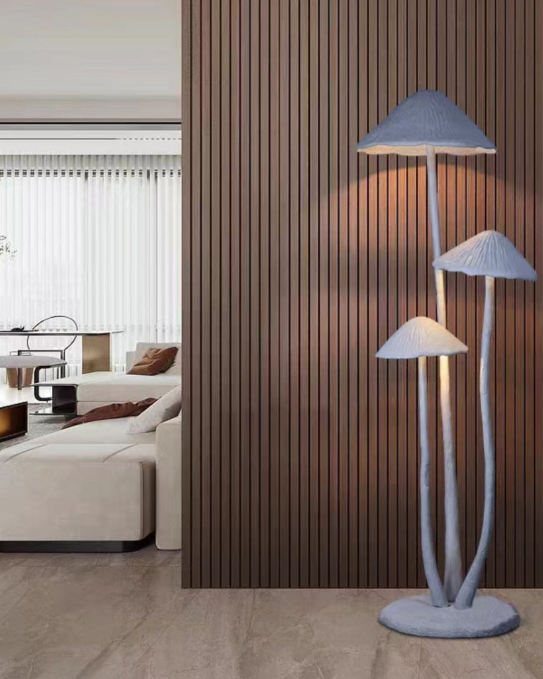 Lámpara de pie LED hongo gris, estilo escultural único para decoración hogar.