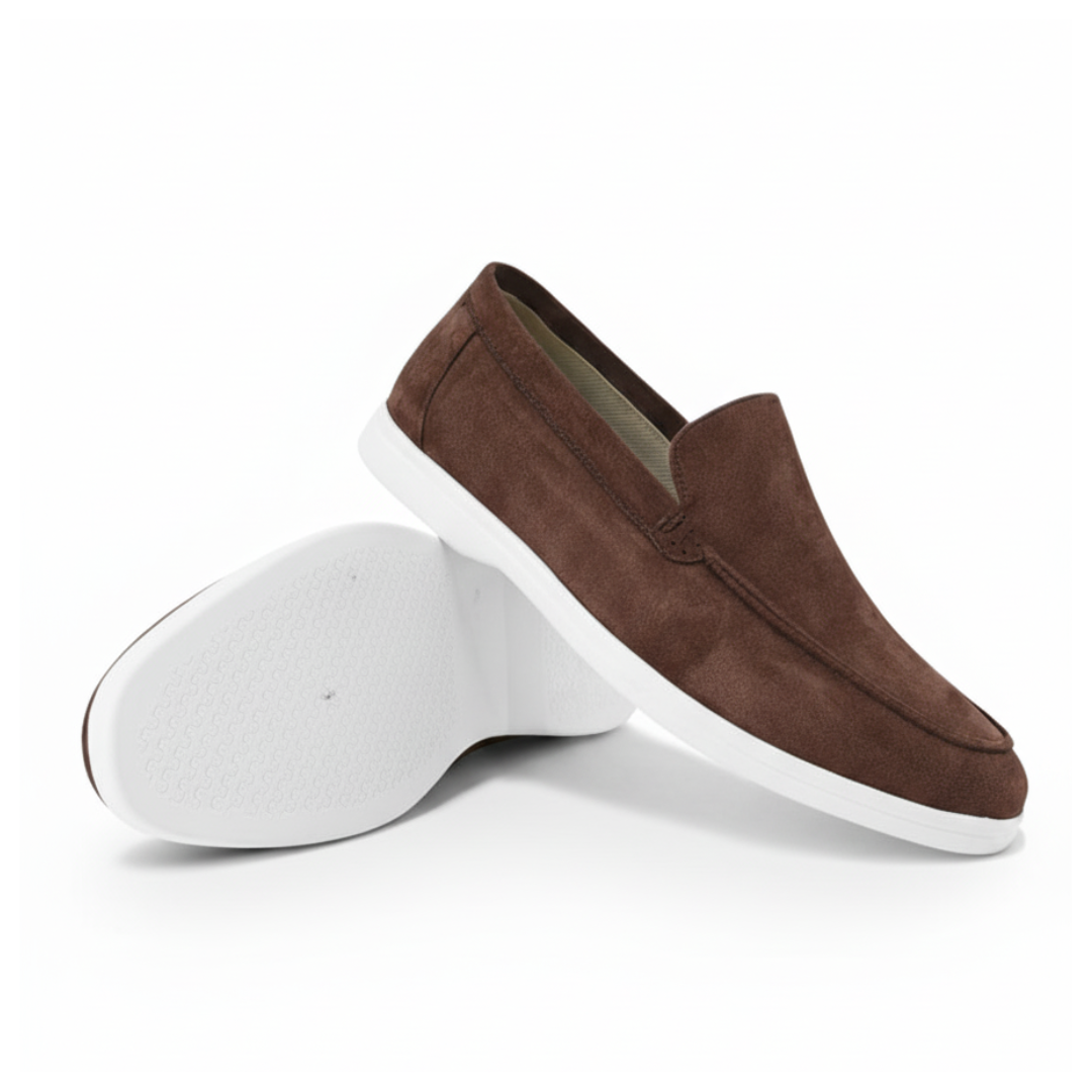 Mocasines de hombre versátiles, calzado elegante y casual para oficina o viaje.