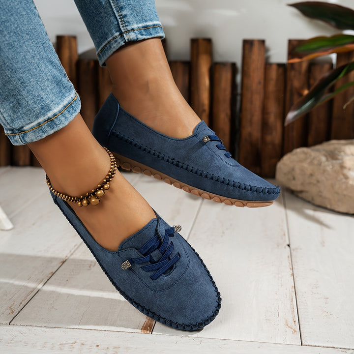 Calzado de verano para mujer, mocasines planos de gamuza con cordones, confort y estilo.