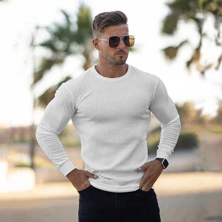 Jersey entallado de hombre para moda casual, ideal para el frío en invierno.