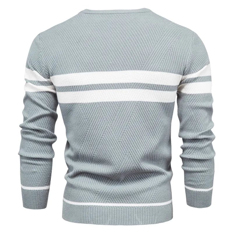 Jersey de punto slim fit para hombre, elegante y moderno, ideal para moda casual de invierno.