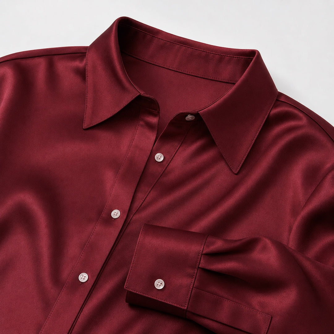 Blusa formal de oficina para mujer, cuello solapa. Manga larga, entallada. Estilo chic y elegante.