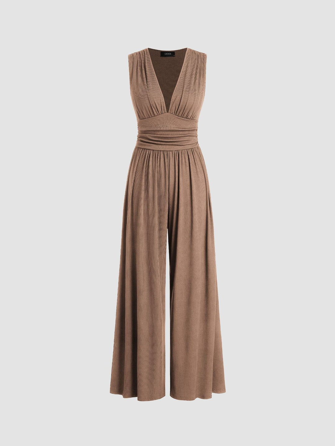 Mono de mujer elegante con escote V pronunciado y pantalón de pierna ancha, un básico para tu armario.