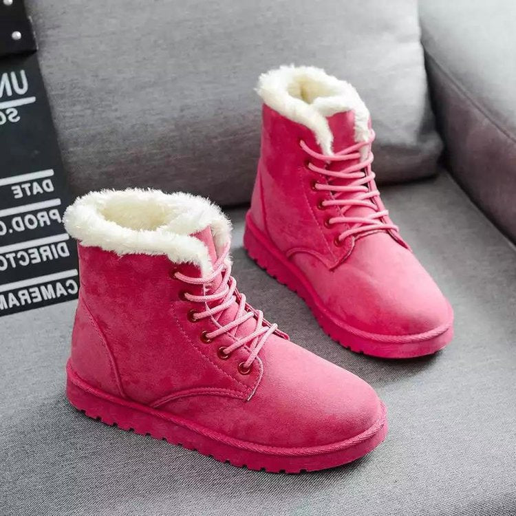Botas de invierno para mujer con suela antideslizante. Calzado cálido, cómodo y de estilo casual. Ideal para el frío y la nieve.