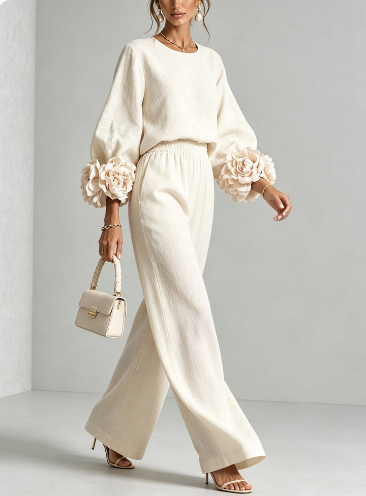 Blusa floral de diseño fresco y pantalón ancho fluido, conjunto de dos piezas versátil para mujer.