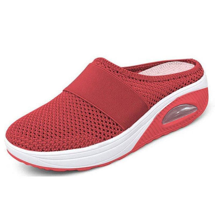 Mules ortopédicas transpirables de mujer color beige para confort diario y verano.