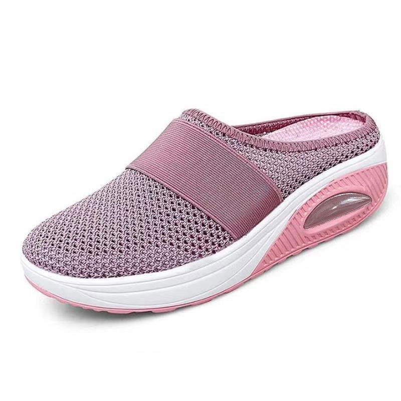 Calzado slip-on ortopédico de mujer, diseño transpirable, ideal para comodidad diaria.