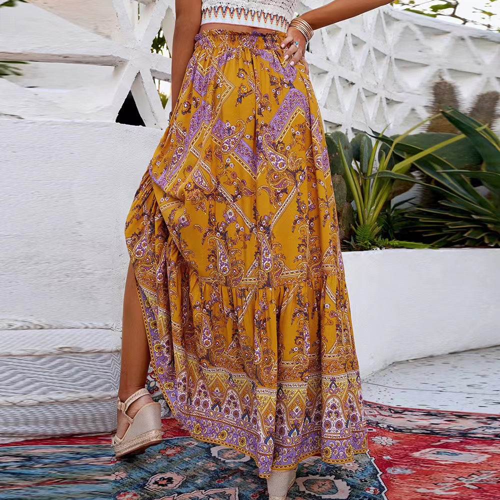 Maxi falda bohemia chic para mujer, estilo fluido y cintura alta. Perfecta para looks de verano casuales.
