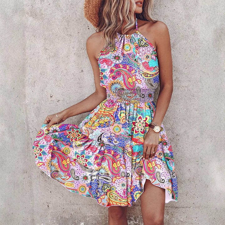 Vestido halter EVA para mujer. Diseño de falda de capas y cintura elástica, perfecto para moda de verano femenina.