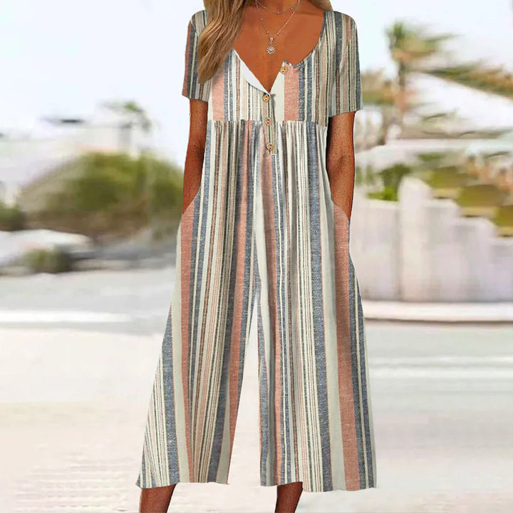 Jumpsuit elegante de verano para mujer. Mono de corte moderno con escote V, ideal para lucir moda femenina.