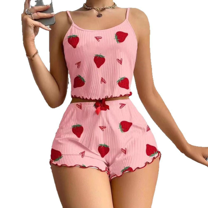 Conjunto de pijama corto para mujer, top cropped de tirantes y short. Ropa de dormir fresca y femenina de verano.