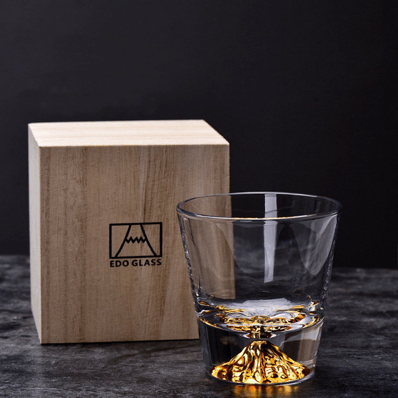 Vaso de whisky Kiriko Edo artesanal de cristal japonés tallado a mano. Lujo para degustación de licor.