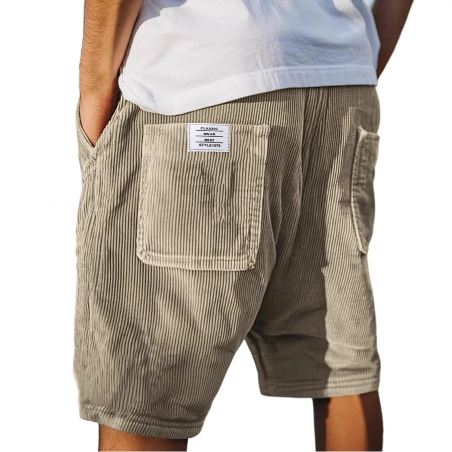Short de terciopelo cómodo para hombre, estilo versátil. Perfecto para un look casual o elegante.