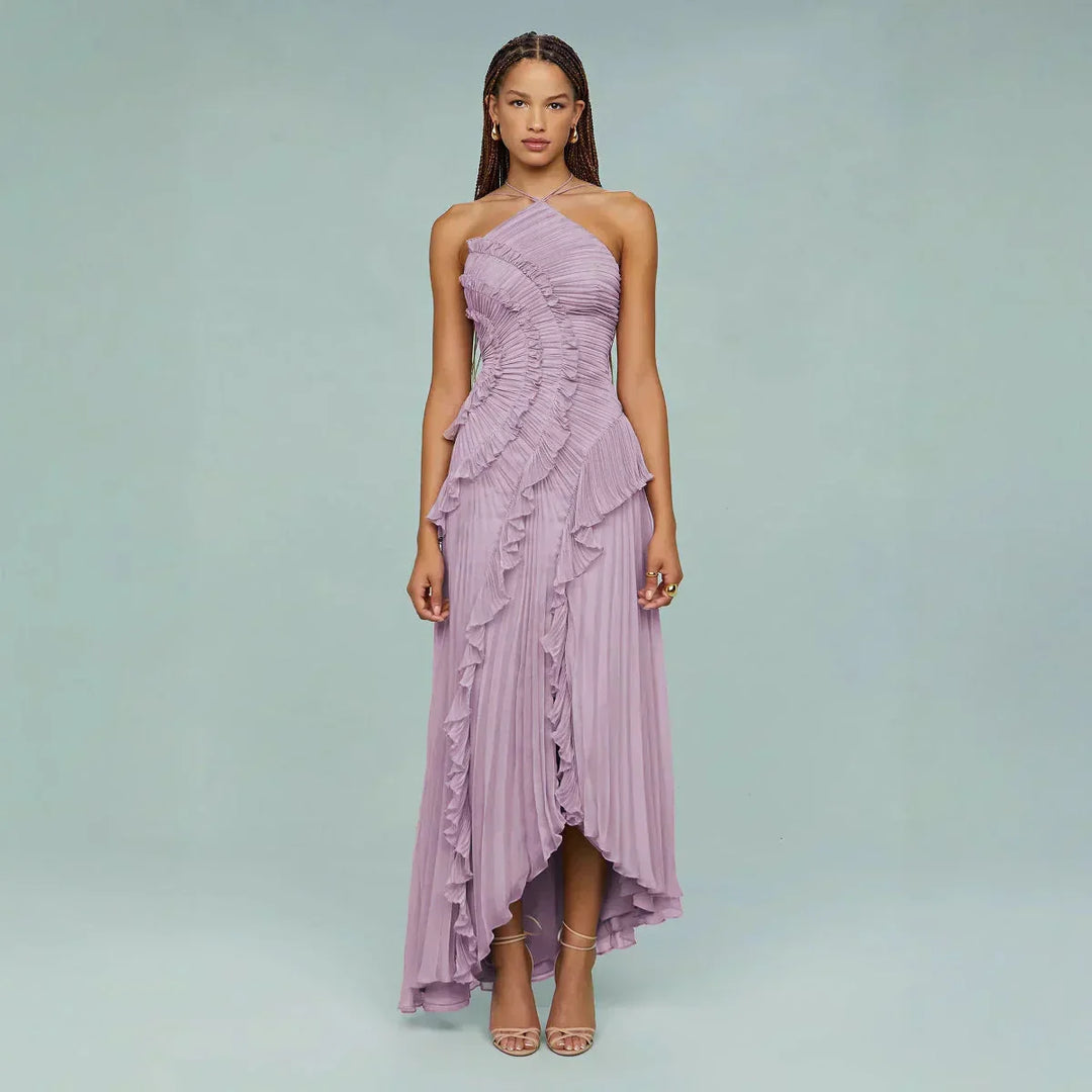 Vestido largo mujer púrpura, volantes y escote halter. Elegante para fiestas, bodas y verano.