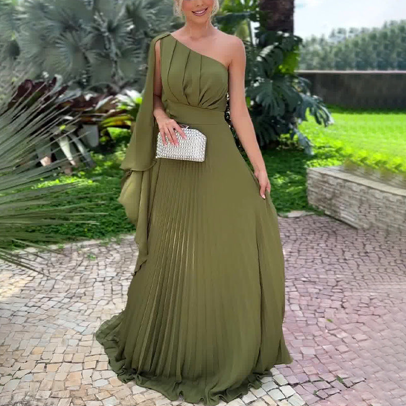 Vestido de fiesta verde esmeralda elegante para mujer, ideal para boda o evento formal.
