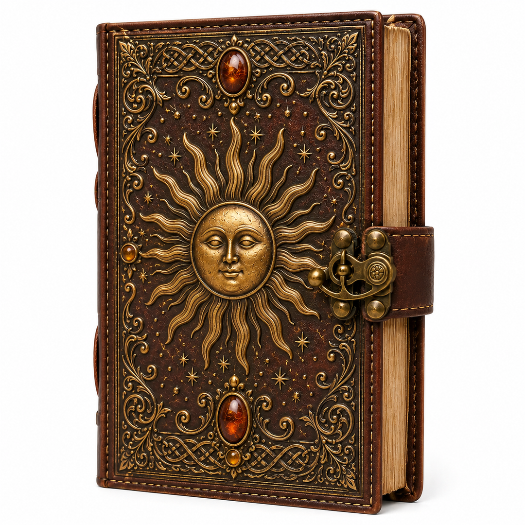 Cuaderno místico artesanal Sol Celestial con gemas ámbar, cierre vintage. Perfecto para escritura y reflexiones espirituales.