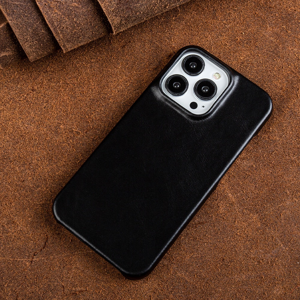 Carcasa de cuero genuino para iPhone, protección total antiarañazos y MagSafe compatible.