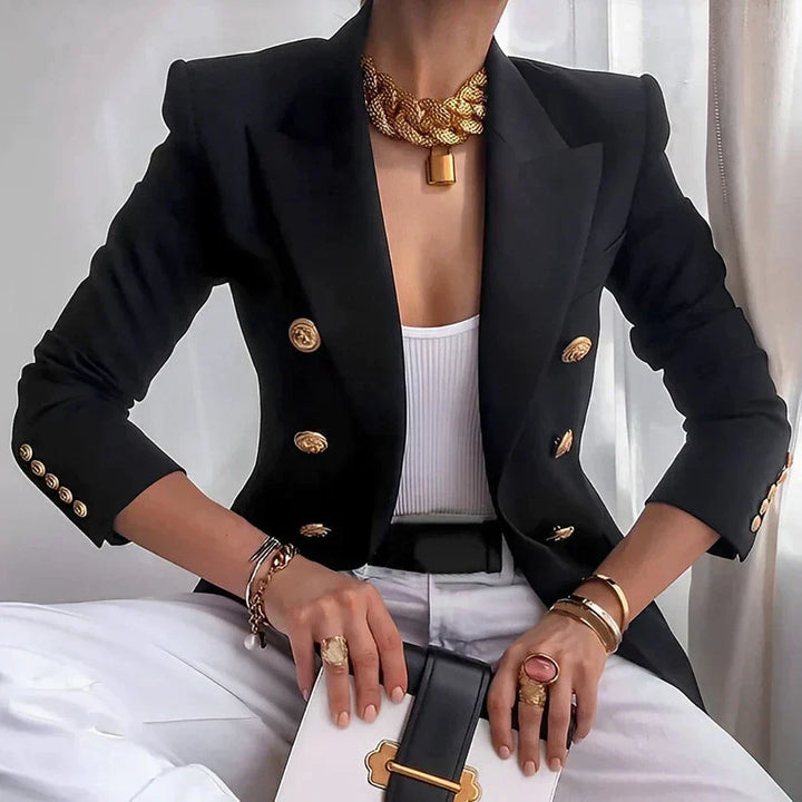 Americana formal elegante de mujer con doble botonadura, perfecta para oficina.