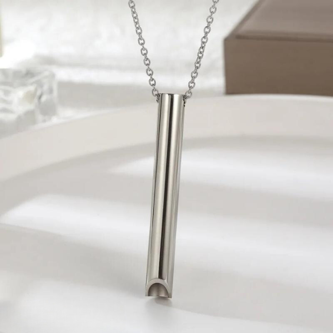 Collar ayuda para dejar de fumar sin nicotina. Herramienta de respiración consciente para un adiós al tabaco saludable.