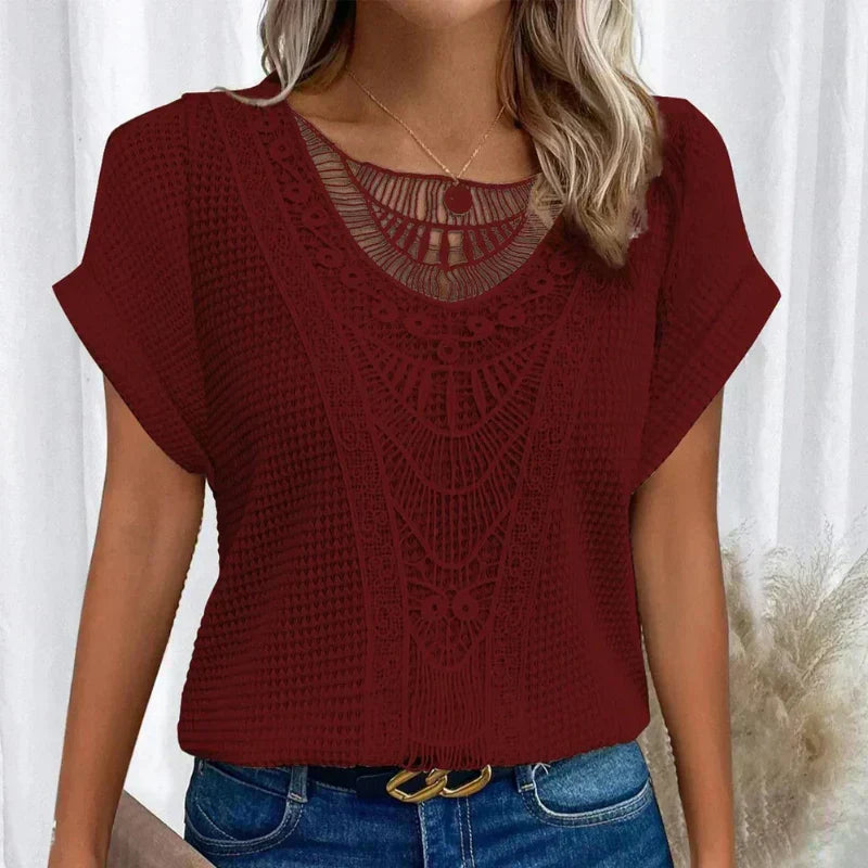 Top mujer Paula con delicado encaje. Blusa elegante estilo bohemio, perfecta para un look fresco de verano.