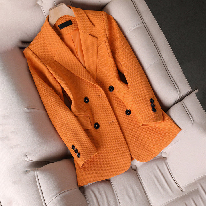 Blazer negro elegante para mujer, ideal para oficina o look casual. Chaqueta versátil de moda.