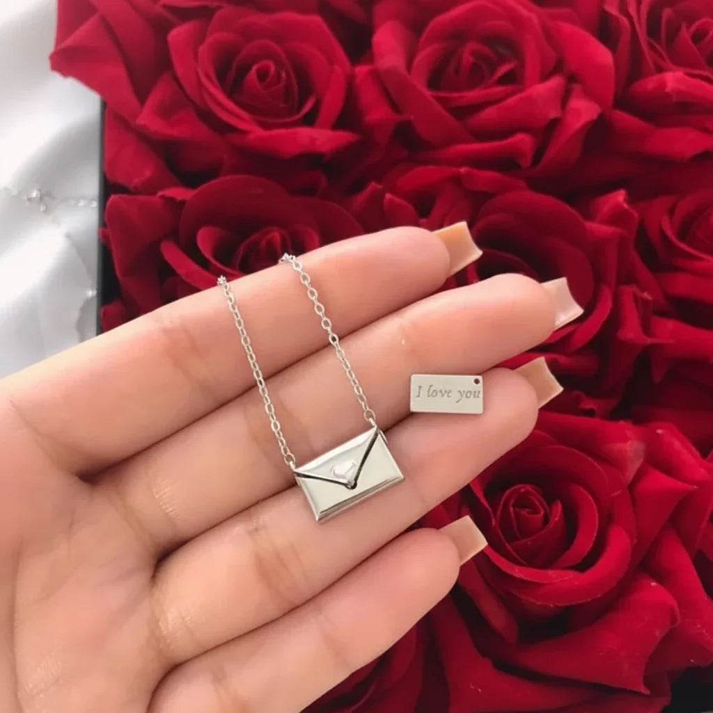 Collar de moda para mujer, diseño de sobre y carta de amor, ideal para uso diario, joya elegante.