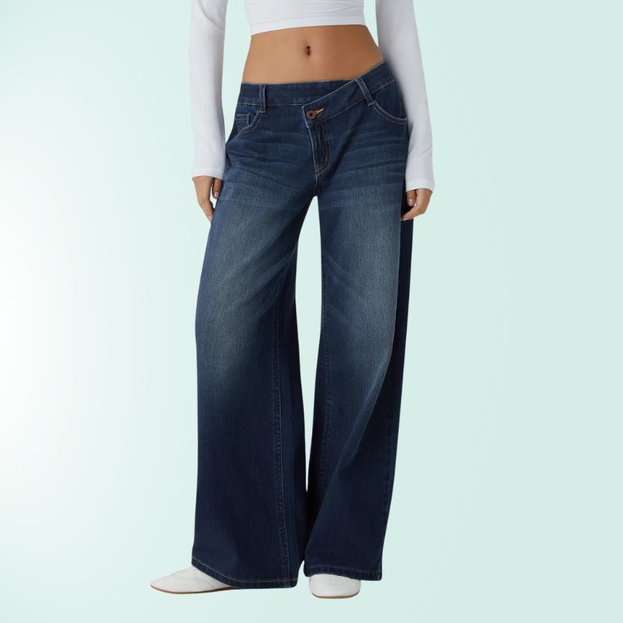Estilo y comodidad en vaqueros mujer elásticos, tiro bajo asimétrico. Moda casual azul.