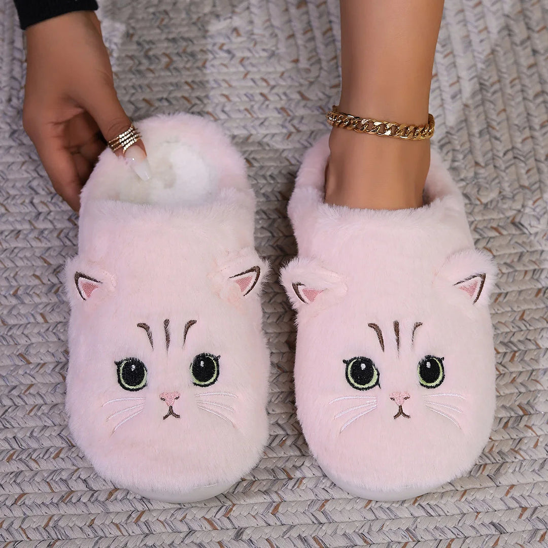 Pantuflas de peluche slip-on para mujer, acogedoras y suaves. Ideales para relax en casa, antideslizantes.