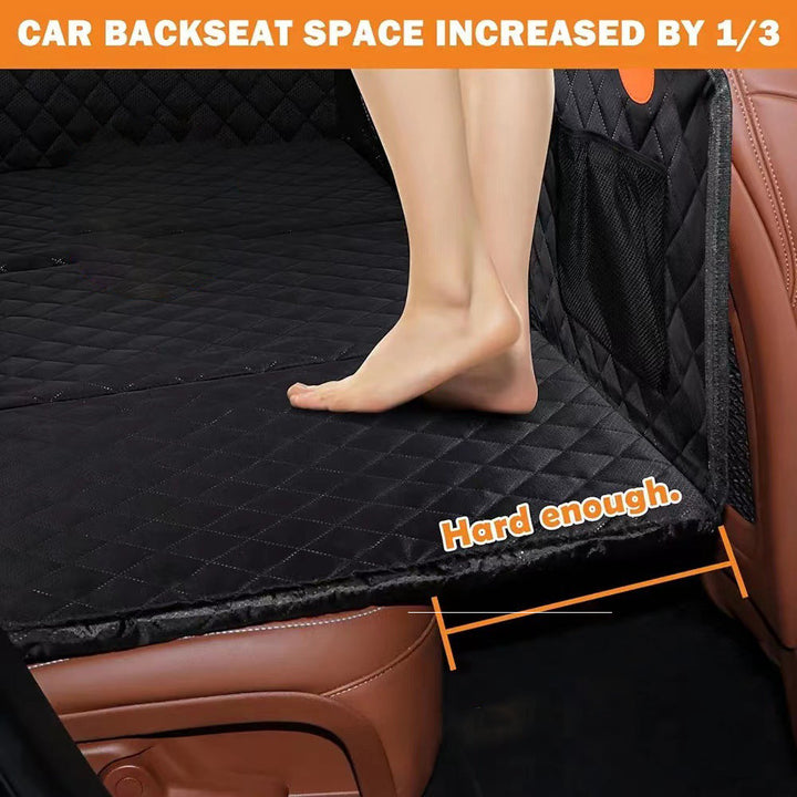 Seguridad para mascotas: asiento coche perros con fondo rígido. Impermeable y de fácil limpieza.