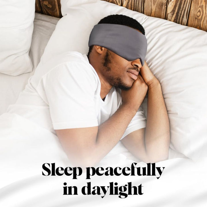 Antifaz de seda lujoso unisex para dormir, suave al tacto y eficaz bloqueador de luz.